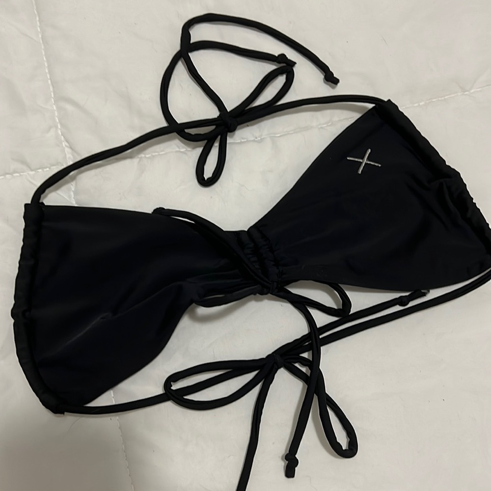 Boutinela Manhattan black multie top